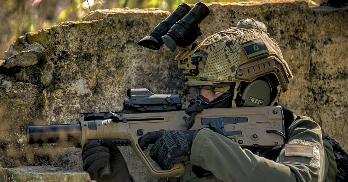Urban Warfare Insights: Tactical Gear Lessons from Israel and Palestine