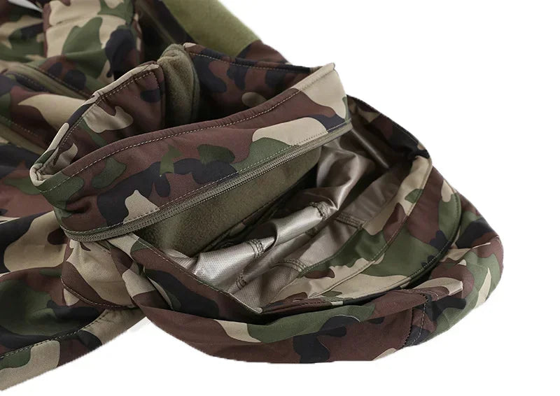 Outdoor Fleece Jacket Shell Tactical Jackets Camo Coats Airsoft Training Durable Hunting Clothes Windbreakers Men Clothing