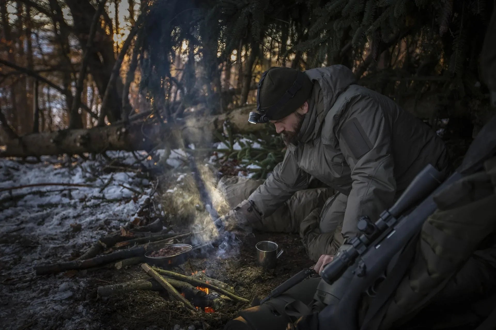 FROSTWARD™ Tactical Insulated Jacket